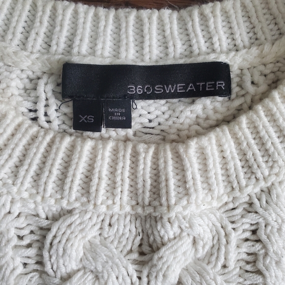 3/75 Ladies Light Knit Sweater XS - Picture 2 of 3